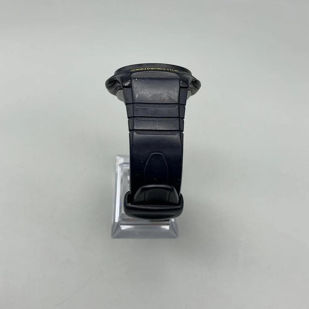 Casio 3233 F-200 Mens Watch 40mm Gray Digital Dial Black Resin Illuminator